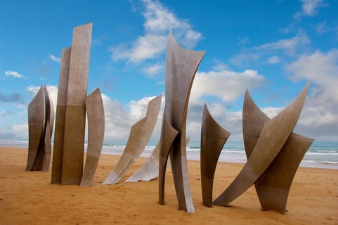The Polynational Second World War memorial 'Les Braves' by Anilore Banon
