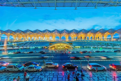 Gare do Oriente train station at twilight