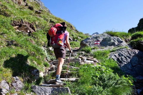 Climbers during the ascent of Mt Wilder Freiger