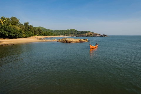 Boat off Om Beach