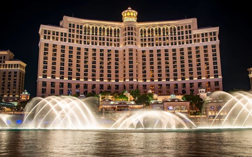 Light show and water fountains