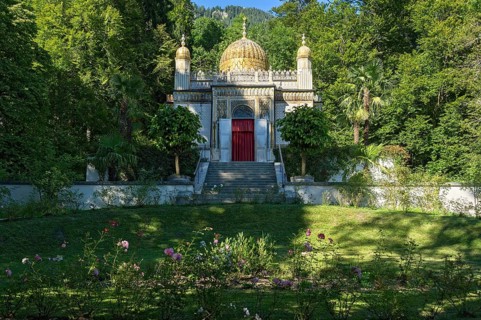 Moorish Kiosk in Schlosspark palace gardens