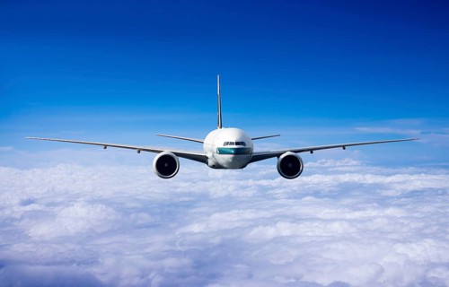 Cathay Pacific Boeing 777-367 ER in flight