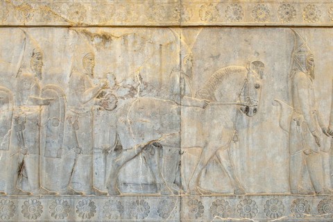 Delegation bas-relief