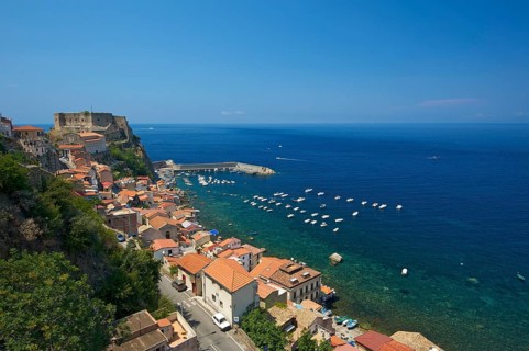 Coastal town of Scilla