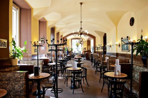 Cafe Eiles