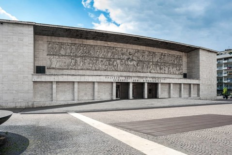 Monumental frieze