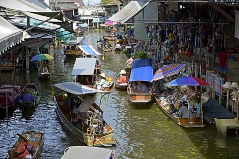 Floating Market of Damnoen Saduak
