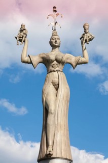 Imperia statue by Peter Lenk
