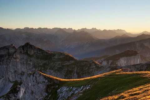 Dalfazer Joch ridge from Mount Hochiss in the Rofan massif