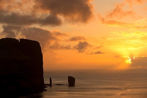 Kellingin and Risin sea stacks