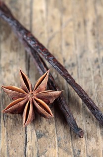 Vanilla pods and star anise