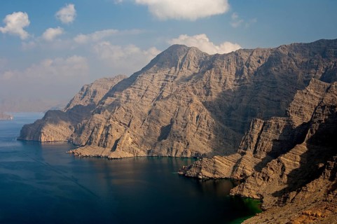 Khawr Niad Bay