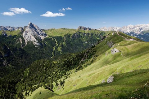 Col dei Rossi with Belvedere Hut