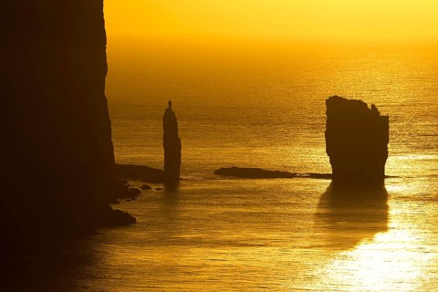 Kellingin and Risin sea stacks