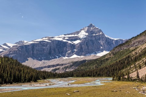 Valley of a Thousand Falls