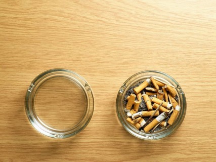 Empty and full ash trays