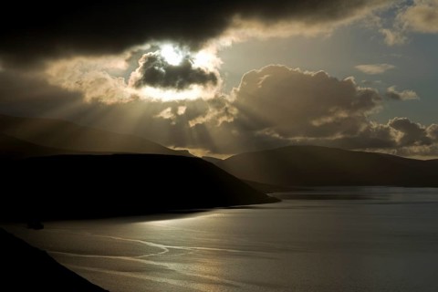 Dramatic light mood