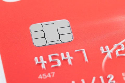 Credit card with chip