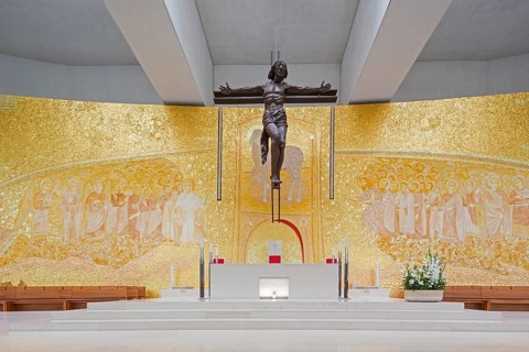 Interior of the modern Church of the Most Holy Trinity or Igreja da Santissima Trindade