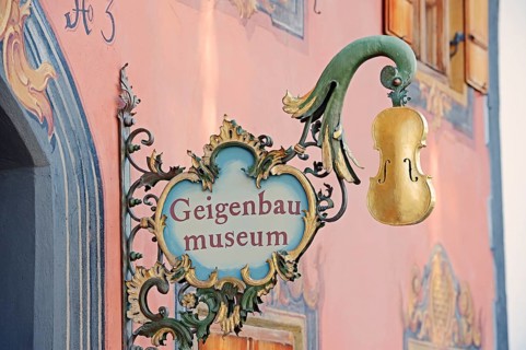 Sign of Geigenbaumuseum