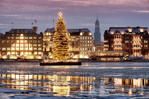 Binnenalster or Inner Alster Lake with a Christmas tree and Jungfernstieg