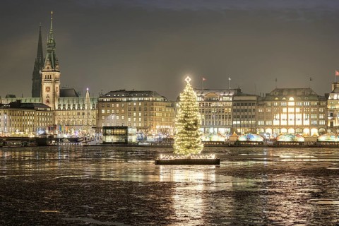 Binnenalster or Inner Alster Lake with a Christmas tree