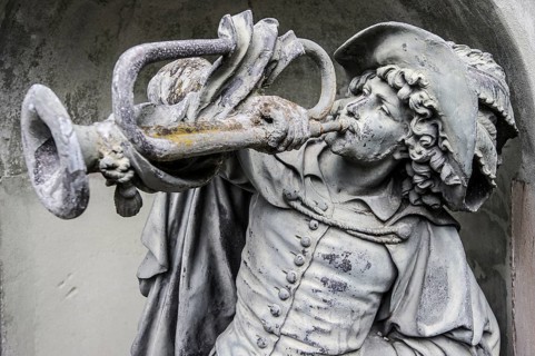 Statue of 'The Trumpeter of Bad Saeckingen' at Schloss Schoenau Palace