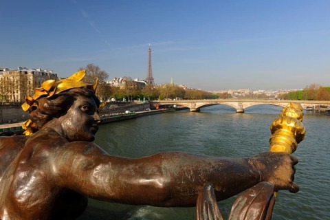 Statue on the Pont Alexandre III.