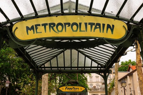 Entrance to the Metro