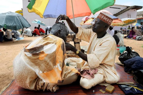 Barber at the market of Ngaoundere