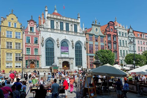 Dlugi Targ