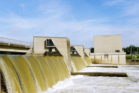 Power plant and dam on the Danube