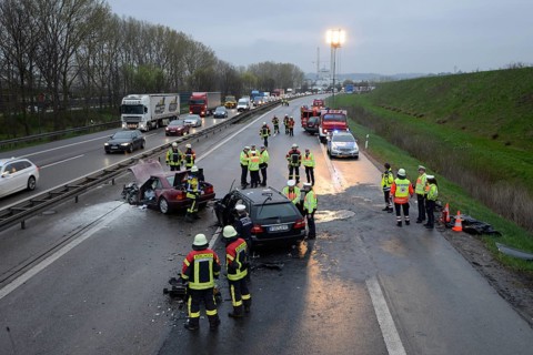 Fatal road traffic accident caused by a wrong-way driver on the A 81 motorway