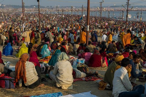 Thousands of people gathering