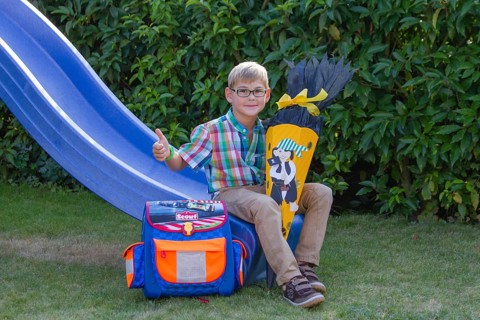 Boy holding a 'Schultuete'