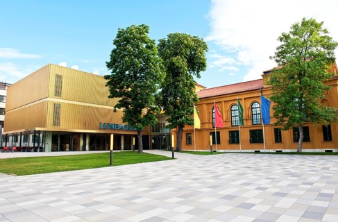 Lenbachhaus with the newly constructed section