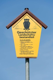 Sign 'Geschuetzter Landschaftsbestandteil'