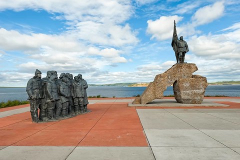 Monument to the first Revkom