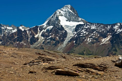 On Loetschenpass