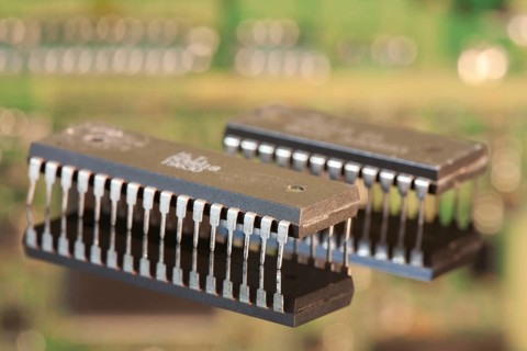 Two microprocessors with reflection