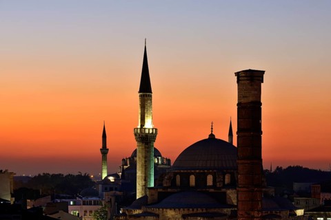 Atik Ali Pasha Mosque and the Column of Constantine or Burnt Column