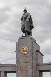 Soviet War Memorial to commemorate conquering Berlin in World War II