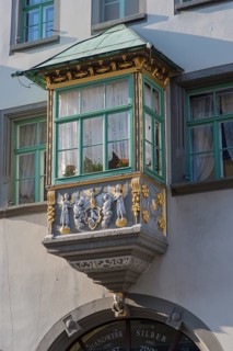 Box bay window