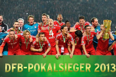 FC Bayern celebrating their triple victory