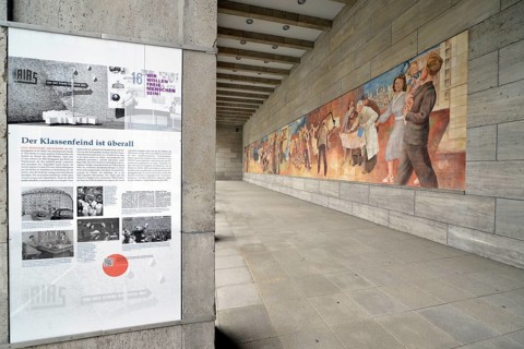 Mural 'Buildung the Republic' made from Meissen porcelain tiles by Max Lingner on the facade of the German Ministry of Finance