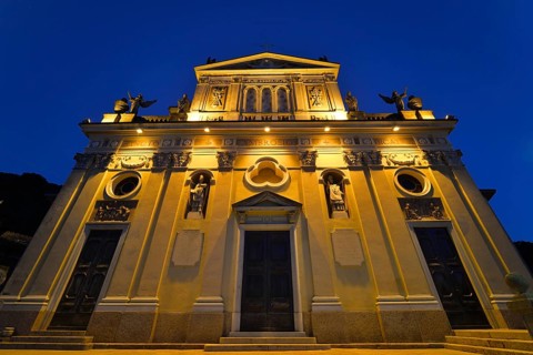 West facade of the Parish Church of Sancto Ambrosio at night