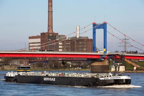 Gas tanker on the Rhine River travelling against the current