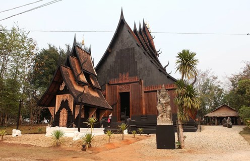 Baan Si Dum