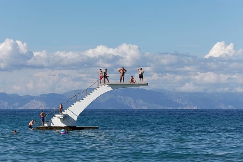Free-standing diving platform in the sea